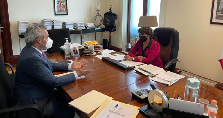 SEP ratifica a Ramírez Bedolla compromiso de federalizar nómina educativa en Michoacán