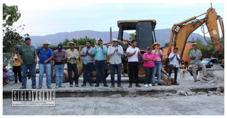 Inicia presidente de Tuzantla la remodelación del jardín principal de la localidad de El Olivo