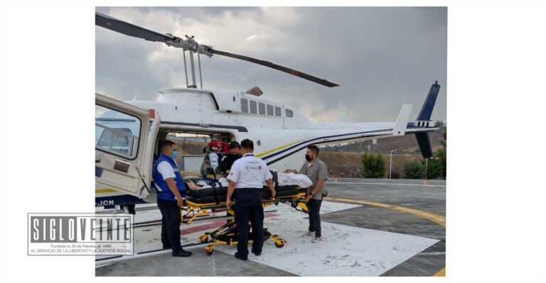 Persona que sufrió un infarto fue llevada en ambulancia aérea de Huetamo al Hospital del ISSSTE de Morelia