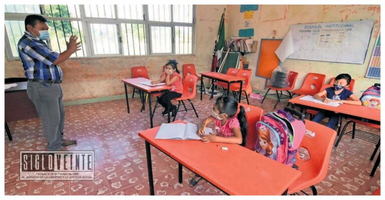 Por decreto de la SEP, ningún alumno de primaria y secundaria podrá reprobar en este ciclo escolar