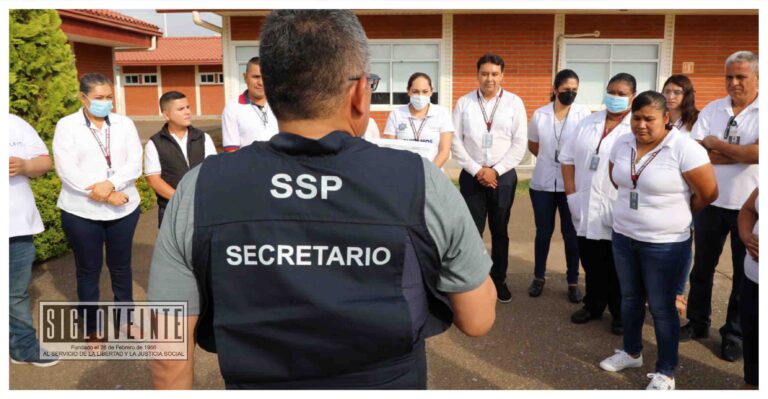 Secretario de Seguridad Pública de Michoacán visita cuartel de Huetamo