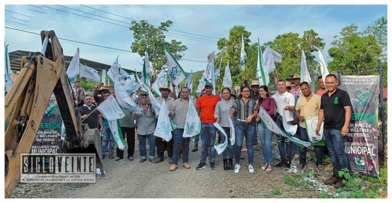 Con el programa Amor por Mi Tierra, el gobierno municipal de Carácuaro pretende mejorar la conectividad del municipio