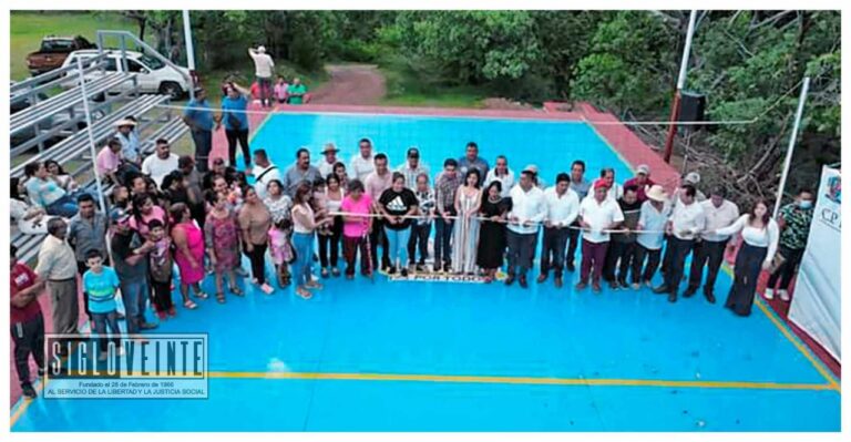 Inaugura ayuntamiento de Huetamo dos obras de infraestructura social en Las Trincheras