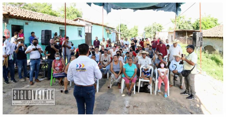 Inicia la pavimentación de las calles Mariano Jiménez y Adolfo Pérez Molina en Huetamo