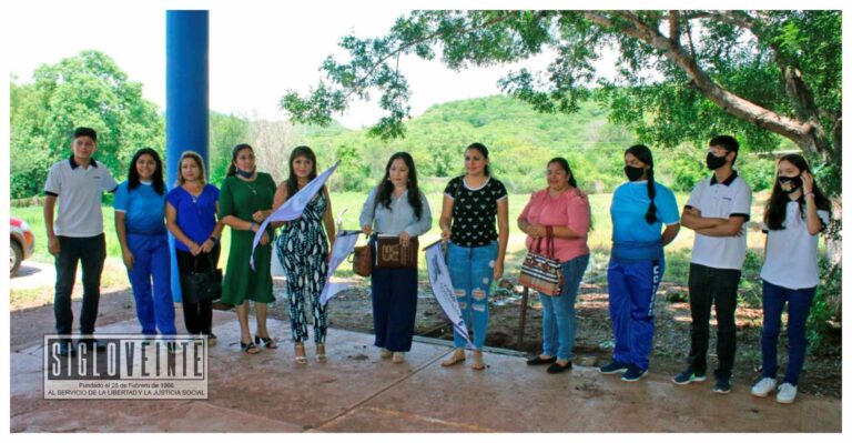 Reitera la alcaldesa de Tiquicheo su apoyo al sector educativo al iniciar la construcción de 3 aulas didácticas en el COBAEM