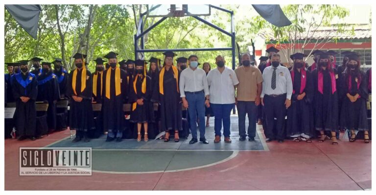 Realiza CECyTE 14 de Carácuaro ceremonia de clausura del ciclo escolar y el egreso de la generación 2019-2022