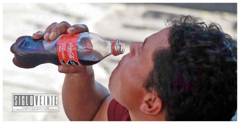 Anuncia Coca-Cola-FEMSA que nuevamente suben los precios de sus 21 productos, conoce cuáles son y cuánto costarán