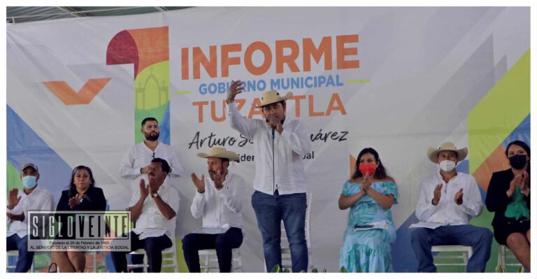 Arturo Serrato presenta los avances que ha logrado Tuzantla durante su primer año de gobierno, destaca logros en varios sectores