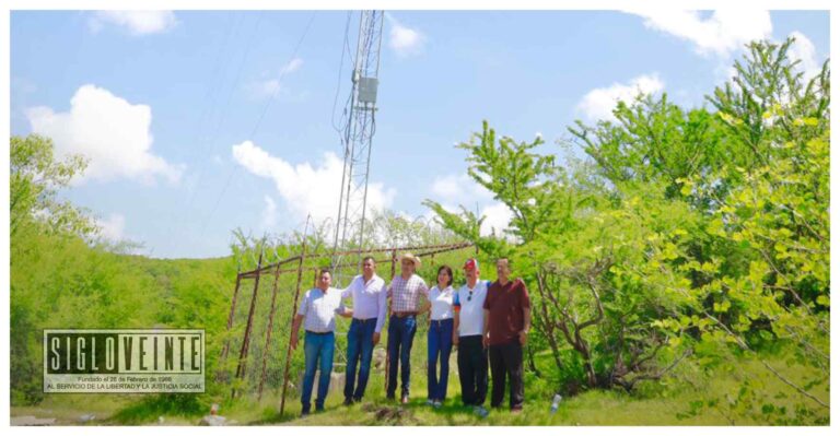 Ayuntamiento de Huetamo y habitantes de Turitzio suman esfuerzos para reparar la antena de telefonía celular