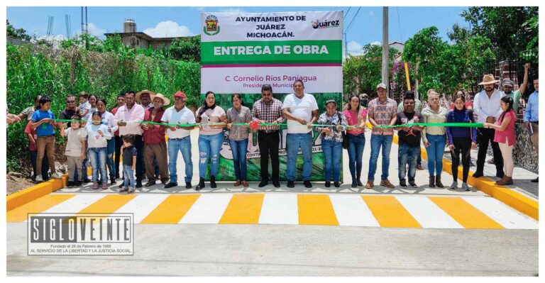 Cornelio Ríos cumple otro compromiso con el municipio de Juárez, entrega calle pavimentada
