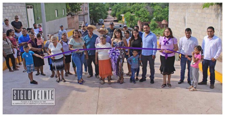Entrega Catalina Pérez Negrón una nueva pavimentación de calle en Tiquicheo, ya son diez en los últimos meses