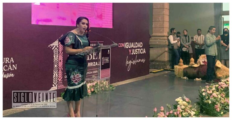 Presenta la diputada local por el distrito de Huetamo Anabet Franco su primer informe legislativo