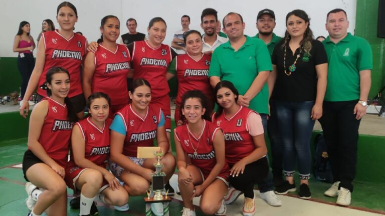 Tecario y Phoenix campeones del Torneo Externo de Carácuaro 2022