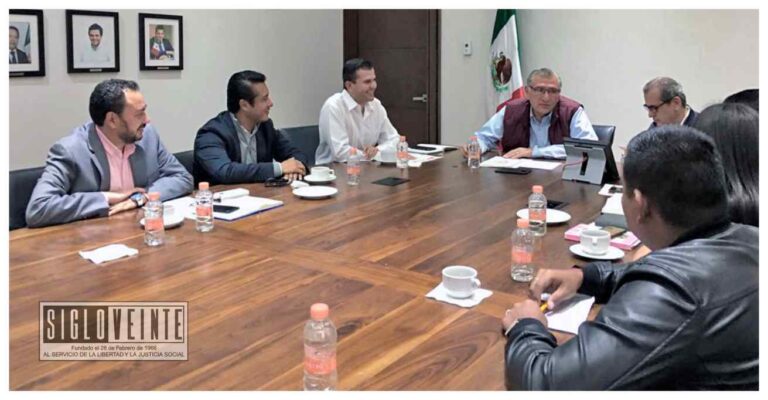 Gobiernos federal y estatal establecen diálogo con comisión de la CNTE