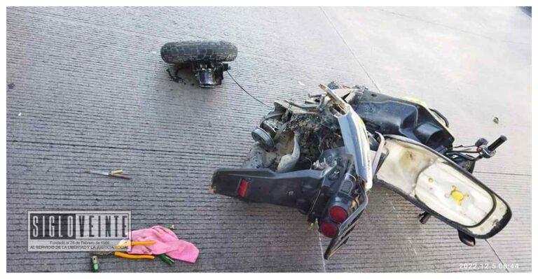 Taxista de Zitácuaro atropella a motociclista y se da a la fuga