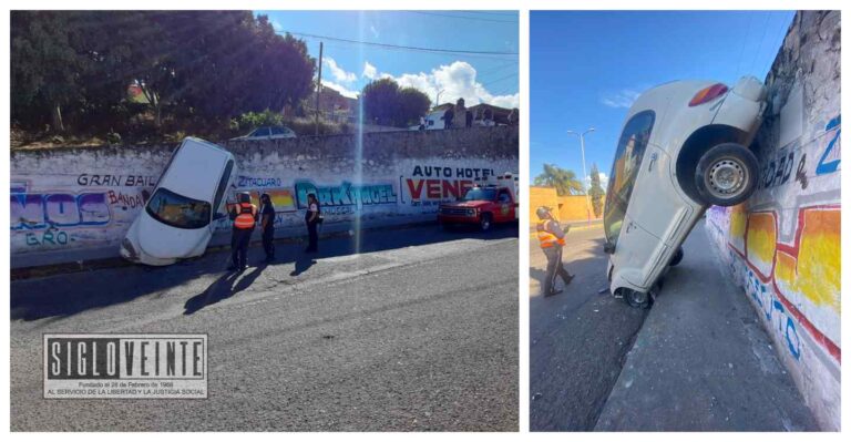 Automóvil se “vuela la barda” en el libramiento de Zitácuaro