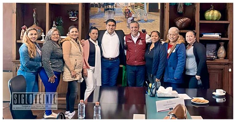 Alcalde de Huetamo junto al Secretario de Finanzas se reúnen para solucionar la problemática del CENDI