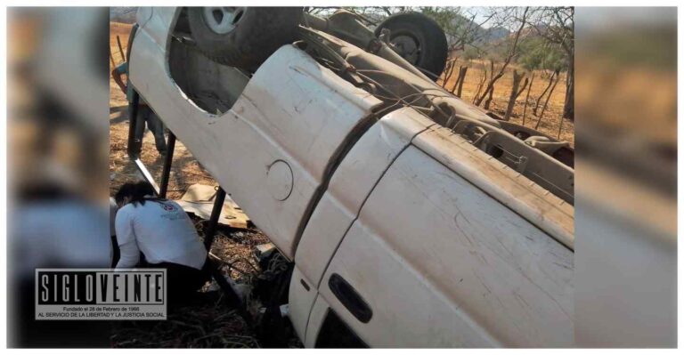 Menor resulta lesionado al volcar en la carretera cerca de la localidad de Comburindio