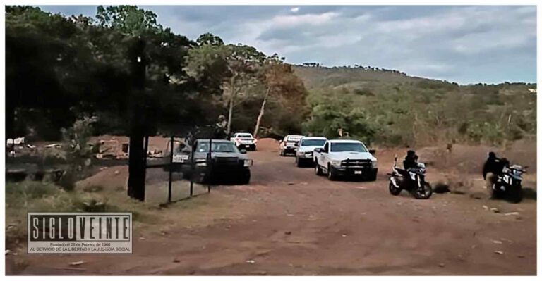 Suman 15 cadáveres encontrados en fosas clandestinas en predio sobre la carretera a Ziracuaretiro
