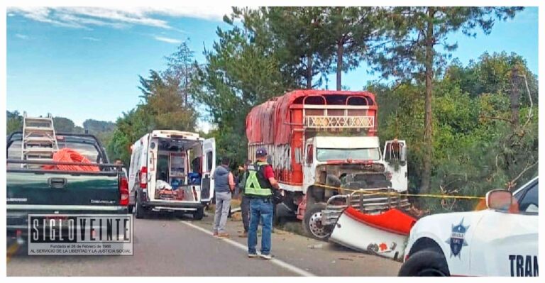 Brutal choque deja un muerto y seis heridos en la carretera Uruapan-Los Reyes