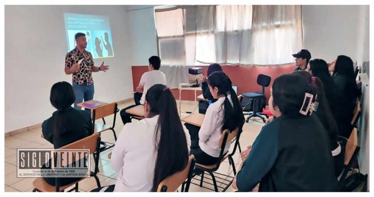 Ayuntamiento de Tiquicheo promueve entre estudiantes la conferencia «Violencia en el Noviazgo y las Distintas Formas de Relacionarse»
