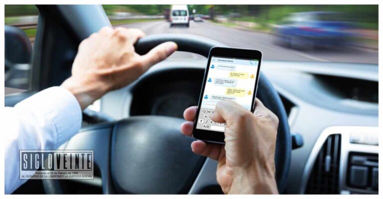 Exhorta la SSM a evitar el uso del celular al conducir, ya que es la principal causa de los accidentes vehiculares