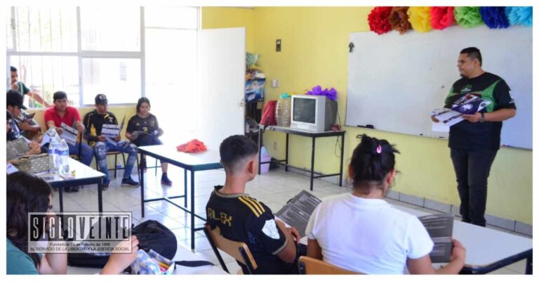 Directivos del Instituto Tecnológico Superior de Huetamo promueven su oferta educativa en Baztán del Cobre y Santa María