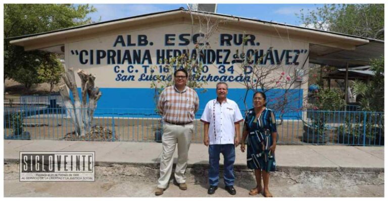 Funcionarios de la SEE realizan recorridos por planteles y atienden necesidades en Huetamo y San Lucas