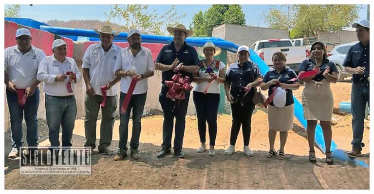 Inaugura Memo Torres línea de conducción de agua potable en Churumuco, agradece el respaldo del gobernador Alfredo Ramírez Bedolla