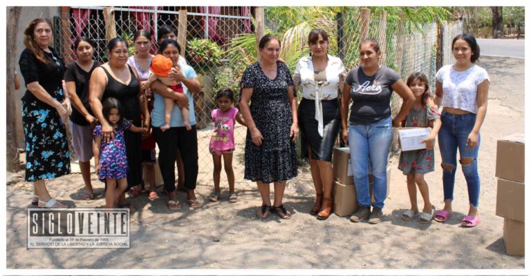 La alcaldesa de Tiquicheo Catalina Pérez Negrón visita comunidades para brindar atención ciudadana y recibir solicitudes