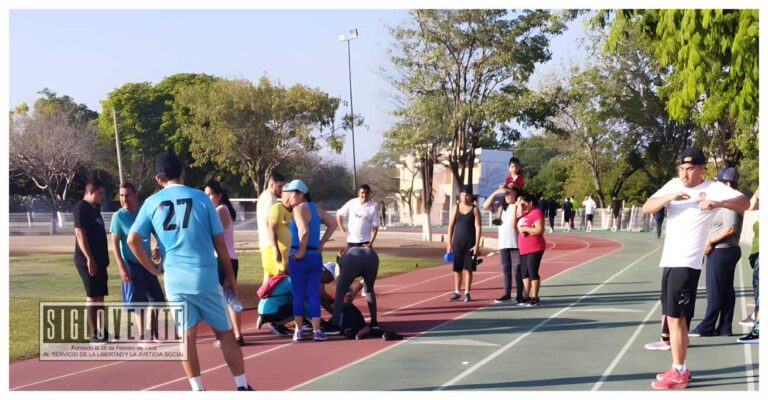 Mujer de 53 años fallece mientras realizaba ejercicio en la Unidad Deportiva Adolfo López Mateos de Apatzingán