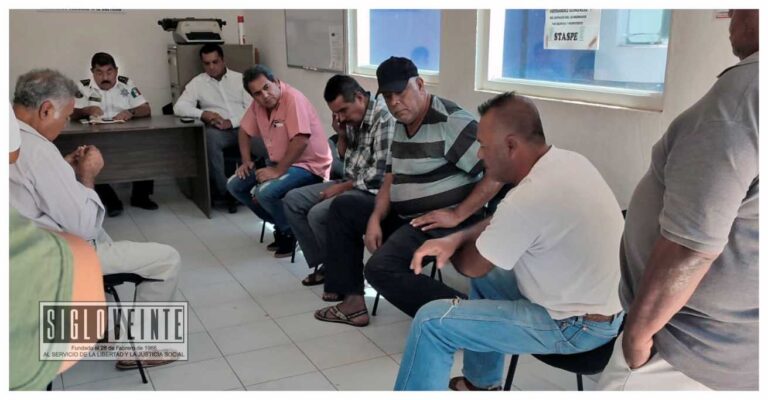 Se reúnen autoridades de tránsito y taxistas de Huetamo, Tiquicheo y San Lucas para mejorar el servicio público en la región