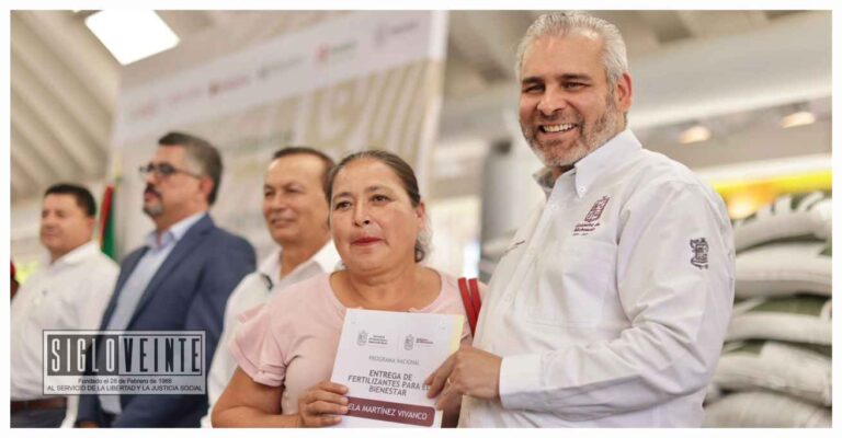 En Tacámbaro, concluye con éxito concluye la entrega de fertilizantes gratuitos a productores de Michoacán