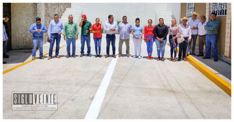 Inauguración de la pavimentación de la calle Los Sauces en Benito Juárez, es un compromiso cumplido con los habitantes: Cornelio Ríos