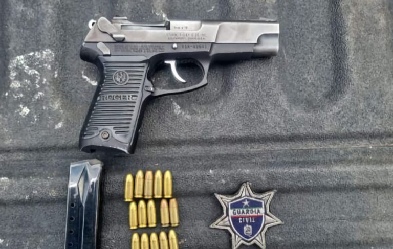 Guardia Civil detiene en Huetamo a hombre con una pistola 9 milímetros