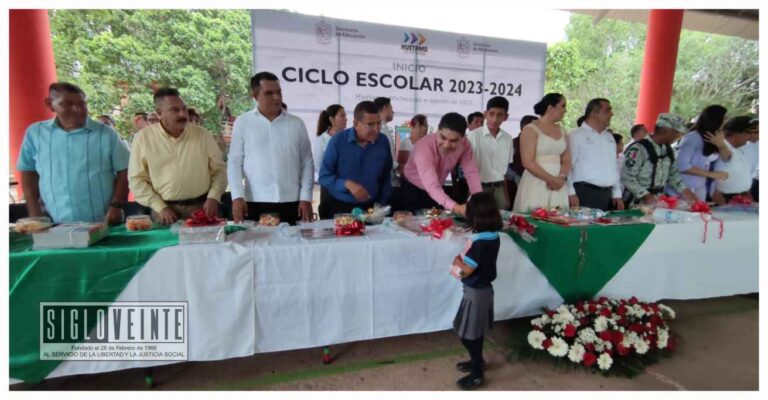 Autoridades municipales y estatales dan arranque al ciclo escolar 2023-2024 en Huetamo