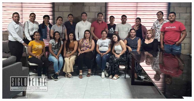 Intercede el alcalde de Huetamo para dar solución al conflicto entre estudiantes y directivos de la UNICLA