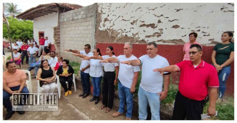 Rinde protesta el nuevo Consejo Directivo de la Delegación de la Cruz Roja Huetamo
