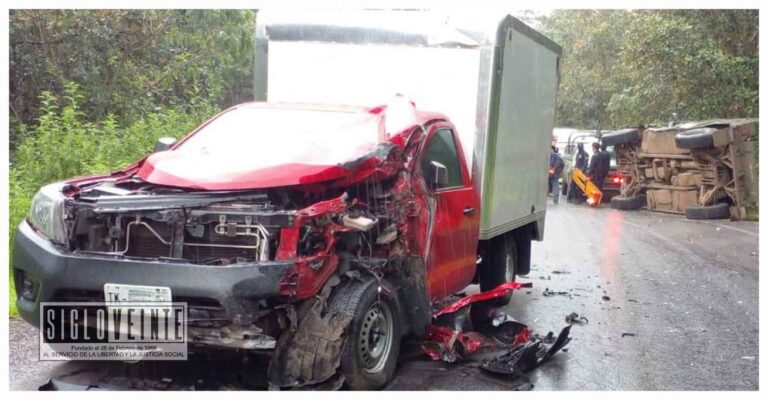 Seis militares lesionados en choque frontal entre vehículo militar y camioneta repartidora en en la carretera Tingüindín – Cotija
