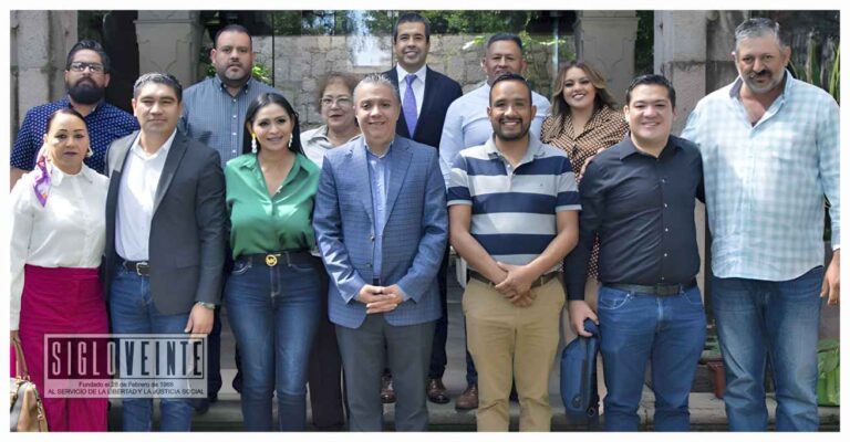 Asiste Pablo Varona a reunión con el Secretario de Finanzas de Michoacán y alcaldes del PRD