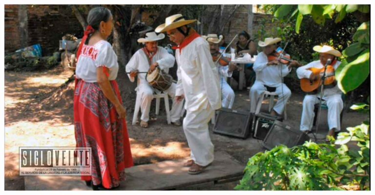 Dos mujeres huetamenses son ganadoras del Programa de Apoyo a las Culturas Municipales y Comunitarias (PACMYC) 2023