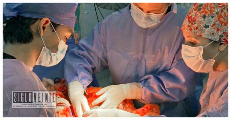Reciben dos michoacanos trasplante de riñón en Hospital Civil de Morelia, gracias a la donación de órganos de una mujer de 44 años