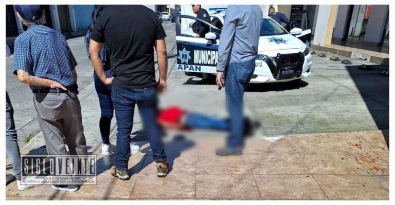 Vecinos de Uruapan toman la justicia en sus manos, someten y golpean a presunto asaltante