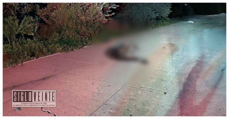 Al jugar “carreras”, un motociclista muere y otros dos quedan heridos en el Boulevard Playero de Lázaro Cárdenas