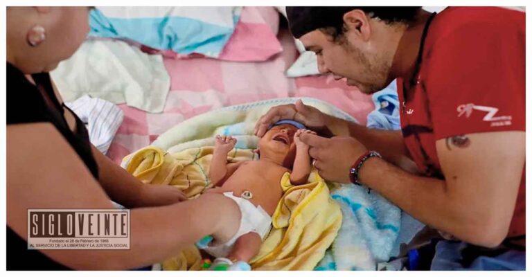 Diputados aprueban permiso de paternidad de 20 días laborables con goce de sueldo