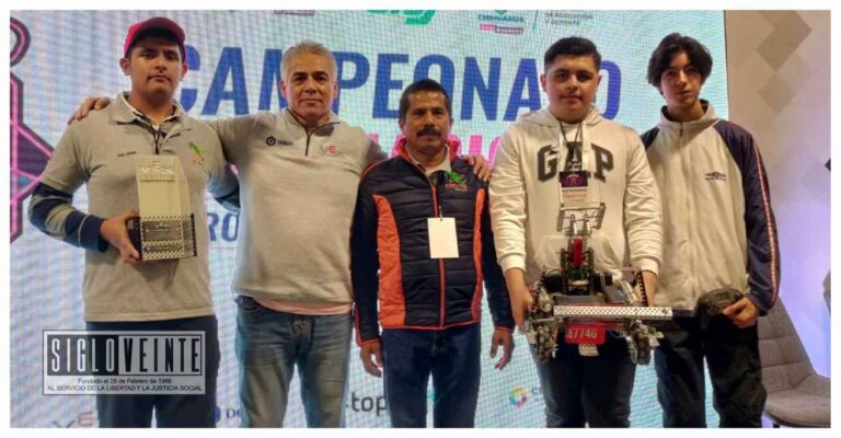 Estudiantes del CECyTEM se coronan campeones en torneo internacional de robótica, tras competir con equipos de EU, Colombia, Canadá y México