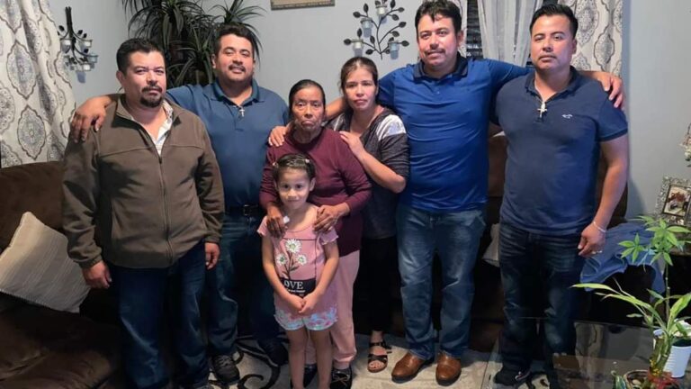 Nocupetarenses agradecen al alcalde Gonzalo Nares, por el rencuentro con sus familiares en los Estados Unidos