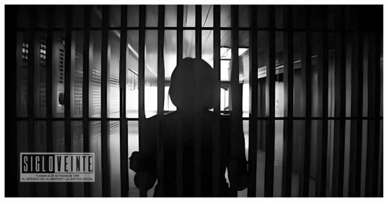 A proceso Olga Karina “N”, presunta responsable del homicidio de su padre cometido en Zitácuaro