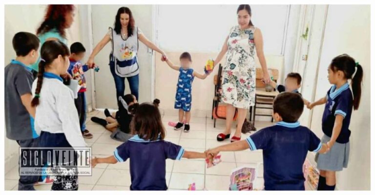 La maestra Yolisma Benítez Hernández del CAM de Huetamo es la ganadora del Premio Nacional a la Práctica Educativa 2023