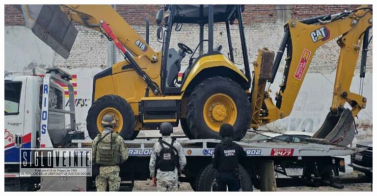 SSP, SEDENA y GN decomisan dos retroexcavadoras utilizadas para realizar bloqueos en Churumuco